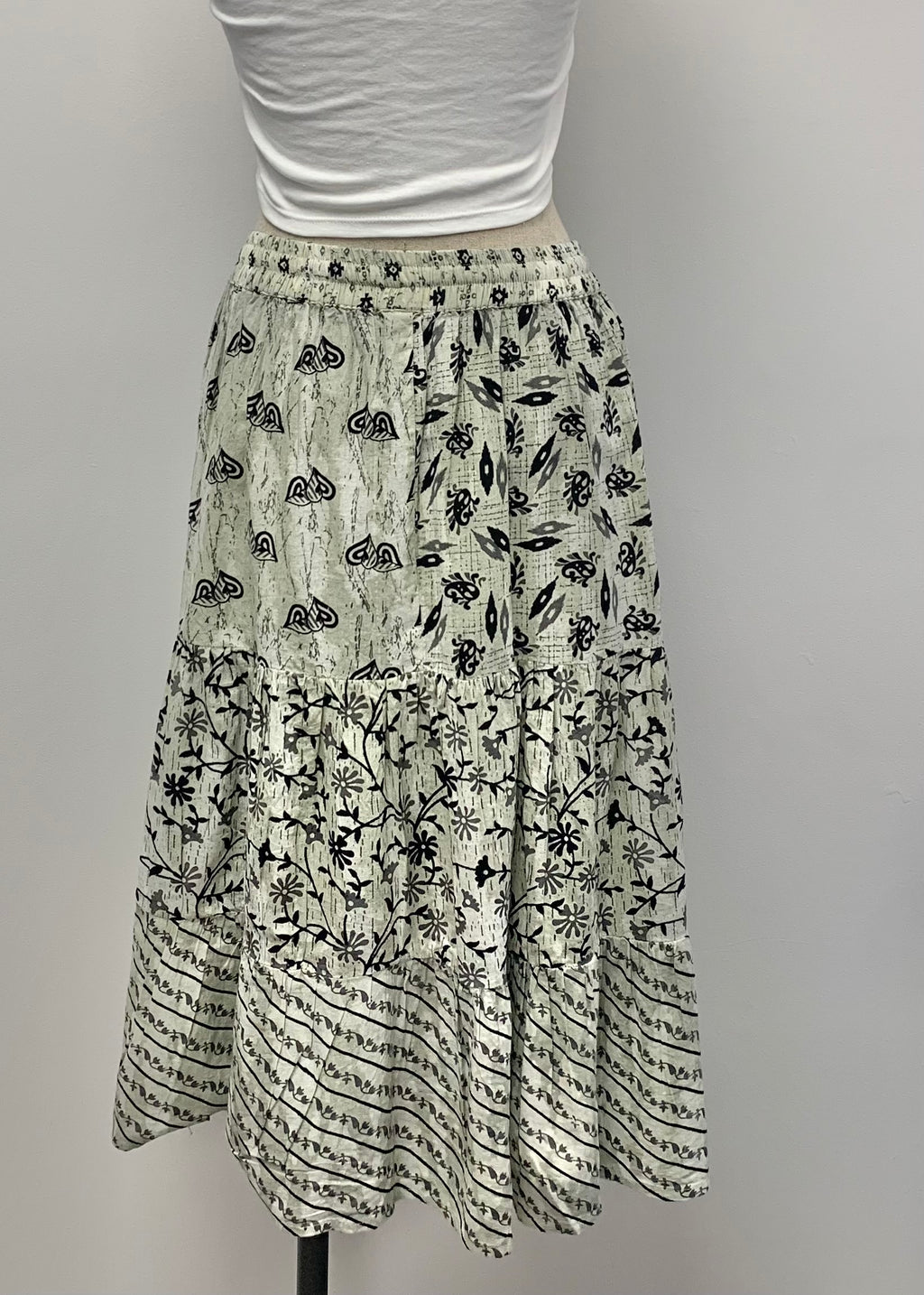 Elastic Waist Boho Print Skirt