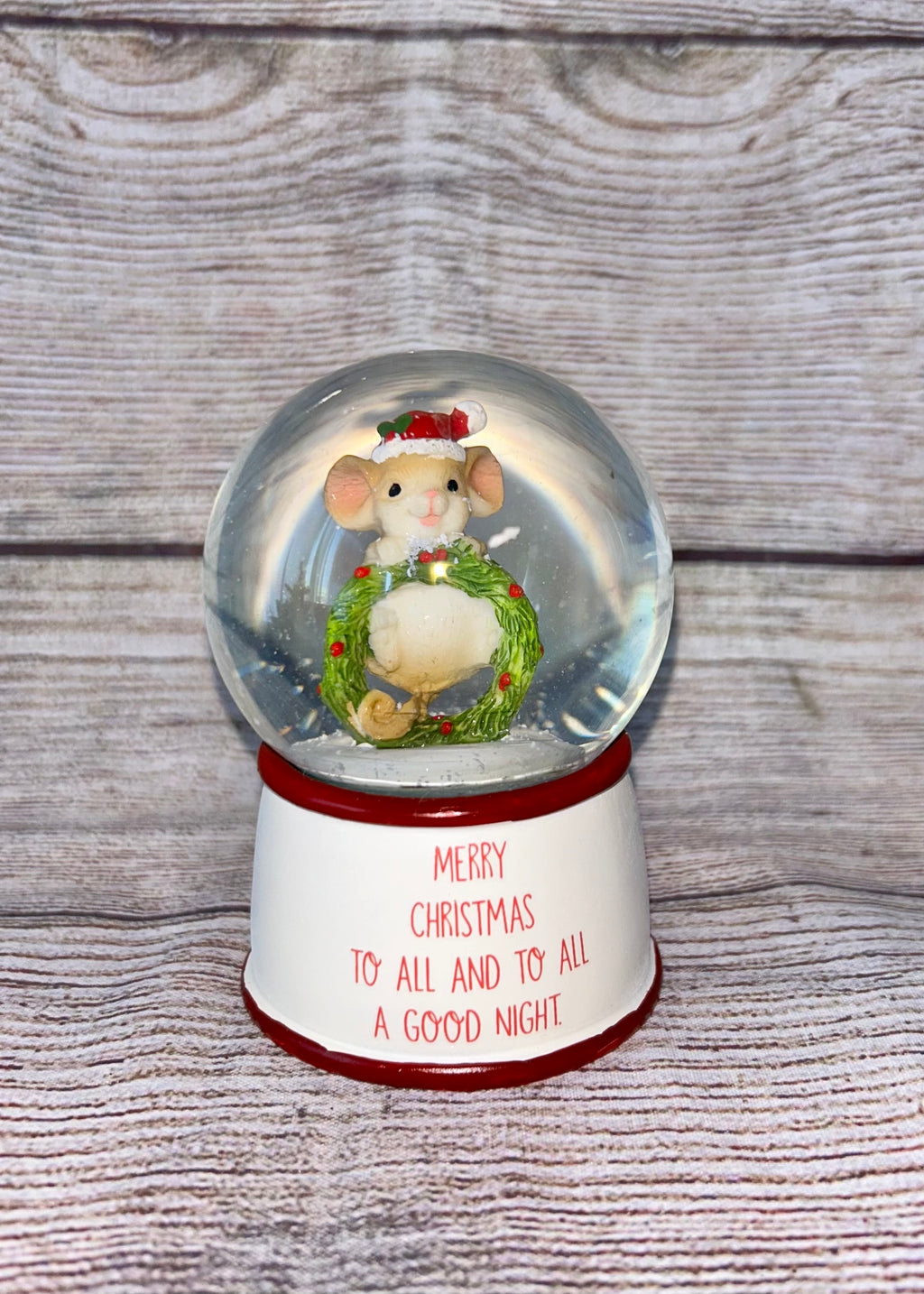 Merry Christmas Mouse Snow Globe